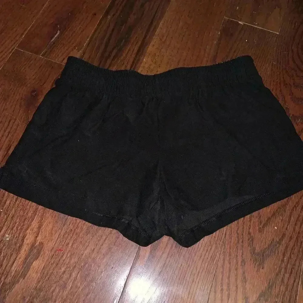 No Boundaries Women's Black Shorts